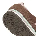 IH4550_8_FOOTWEAR_Photography_Detail View 1_white.webp