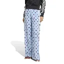 KV1170_2_APPAREL_On Model_Standard View_white.webp