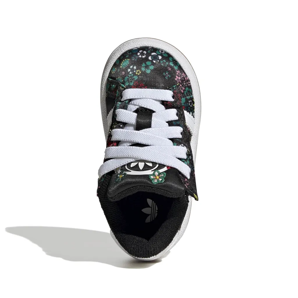 HQ9190_3_FOOTWEAR_Photography_Top Portrait View_white.webp