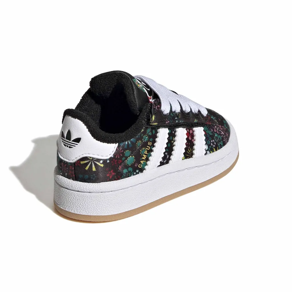 HQ9190_7_FOOTWEAR_Photography_Back Lateral Top View_white.webp