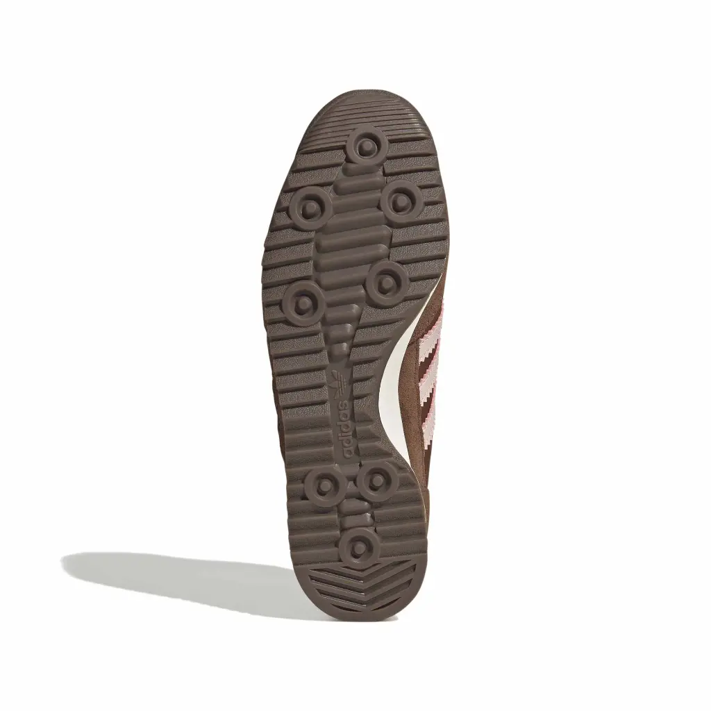 IH4550_4_FOOTWEAR_Photography_Bottom View_white.webp