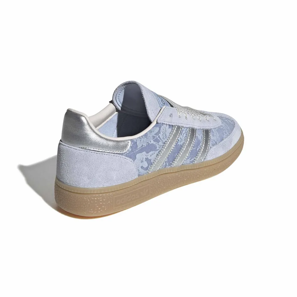 IH4505_7_FOOTWEAR_Photography_Back Lateral Top View_white.webp