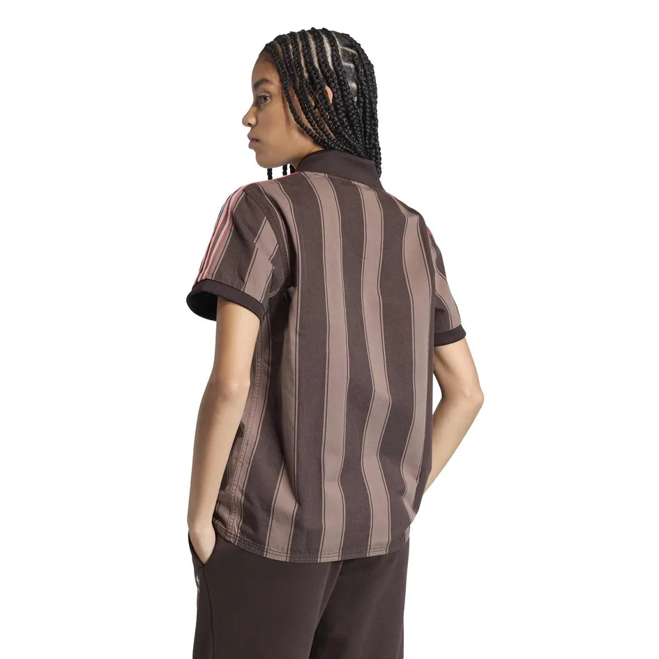 KD5450_3_APPAREL_On Model_Back View_white.webp