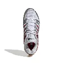 KI8600_3_FOOTWEAR_Photography_Top Portrait View_white.webp