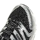 KI6120_9_FOOTWEAR_Photography_Detail View 2_white.webp