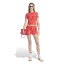 KC6482_4_APPAREL_On Model_Walking View_white.webp