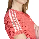 KC6482_6_APPAREL_On Model_Detail View 2_white.webp