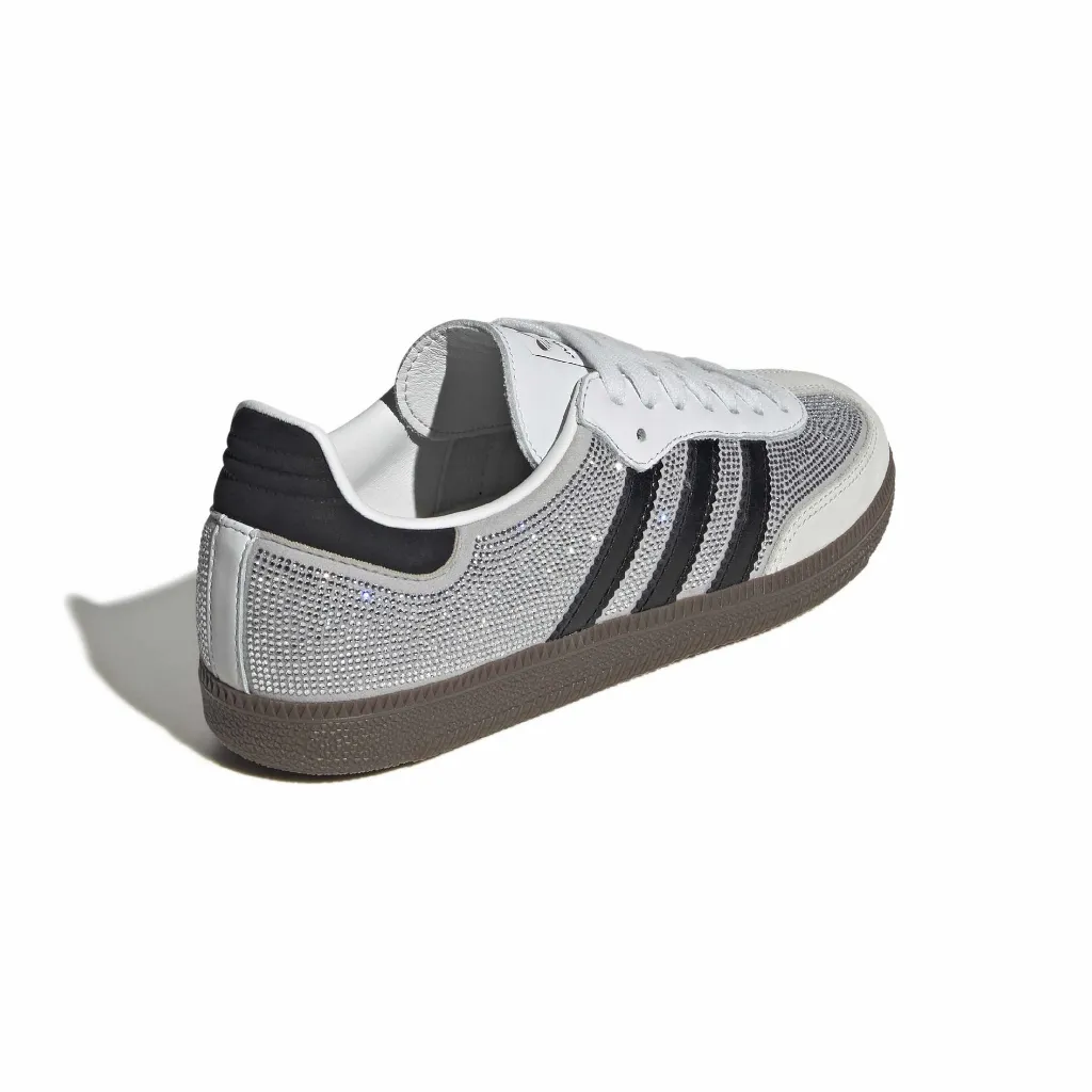IH9055_7_FOOTWEAR_Photography_Back Lateral Top View_white.webp