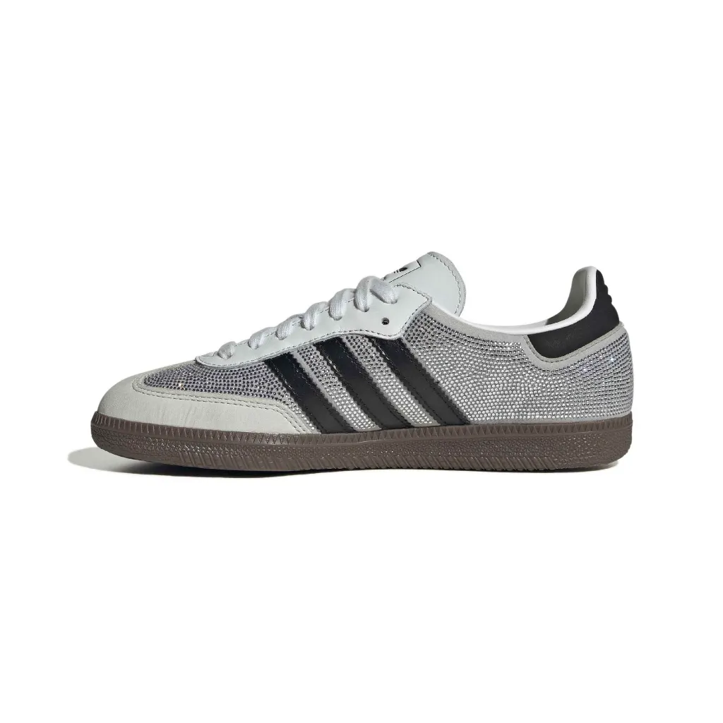 IH9055_5_FOOTWEAR_Photography_Side Medial Center View_white.webp