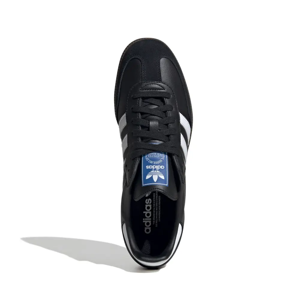 B75807_3_FOOTWEAR_Photography_Top Portrait View_white.webp