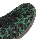HQ9374_9_FOOTWEAR_Photography_Detail View 2_white.webp