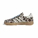 KI6677_5_FOOTWEAR_Photography_Side Medial Center View_white.webp