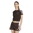 KC6480_2_APPAREL_On Model_Standard View_white.webp