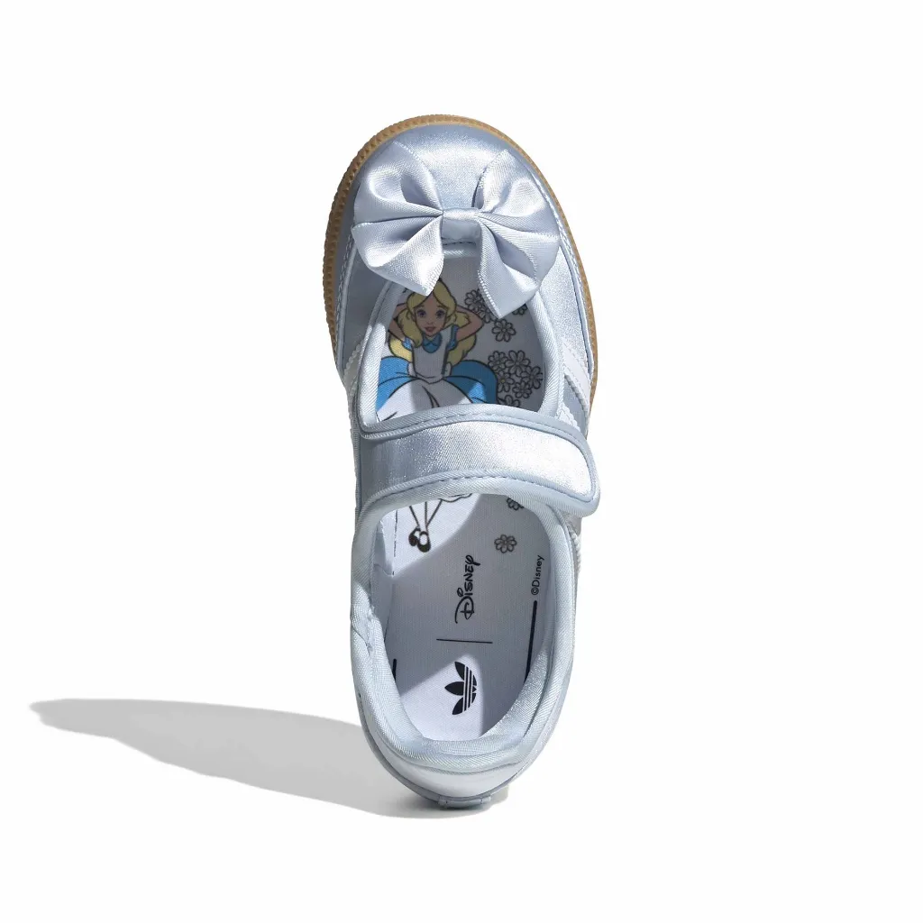 IH1755_3_FOOTWEAR_Photography_Top Portrait View_white.webp