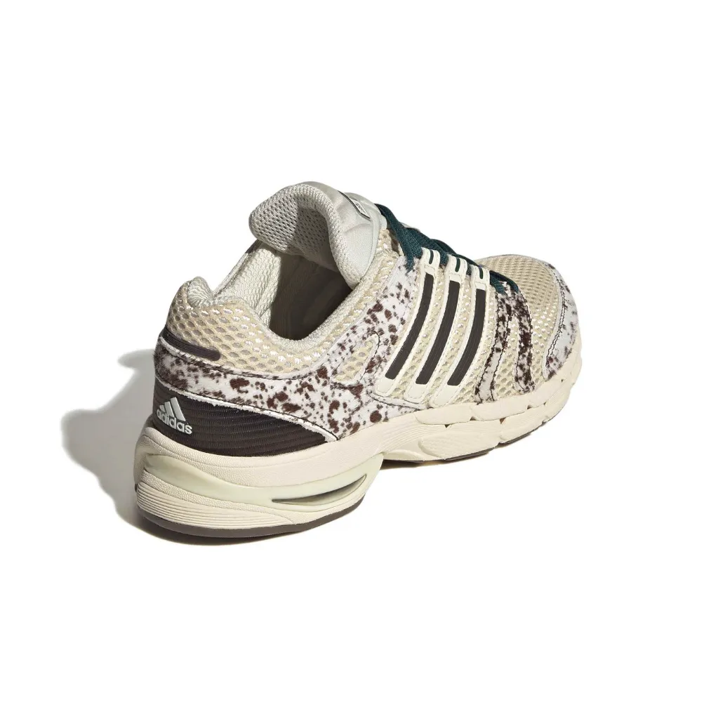 KJ8372_7_FOOTWEAR_Photography_Back Lateral Top View_white.webp