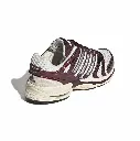 KI9846_7_FOOTWEAR_Photography_Back Lateral Top View_white.webp