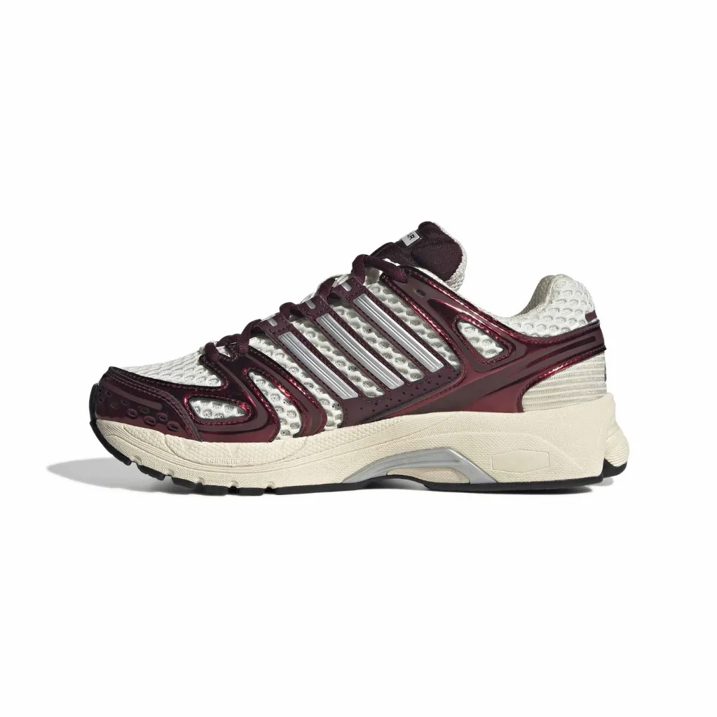 KI9846_5_FOOTWEAR_Photography_Side Medial Center View_white.webp