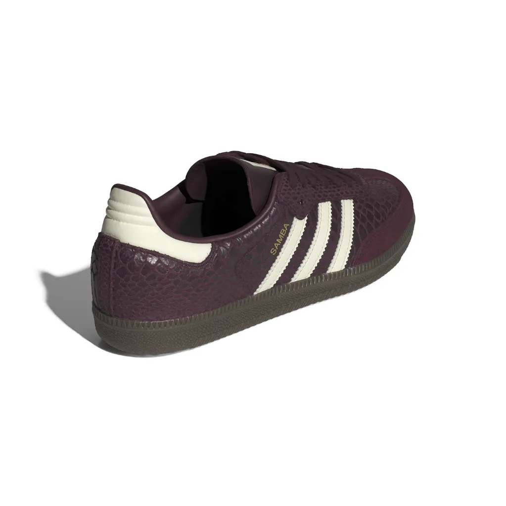 IH3979_7_FOOTWEAR_Photography_Back Lateral Top View_white.webp