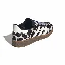 KI2183_7_FOOTWEAR_Photography_Back Lateral Top View_white.webp
