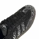 IH9052_8_FOOTWEAR_Photography_Detail View 1_white.webp
