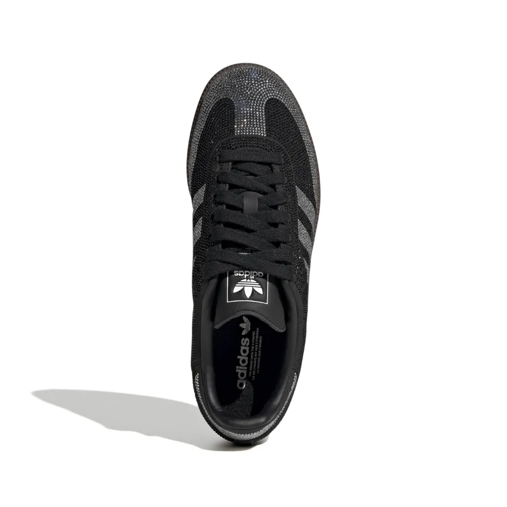 IH9052_3_FOOTWEAR_Photography_Top Portrait View_white.webp