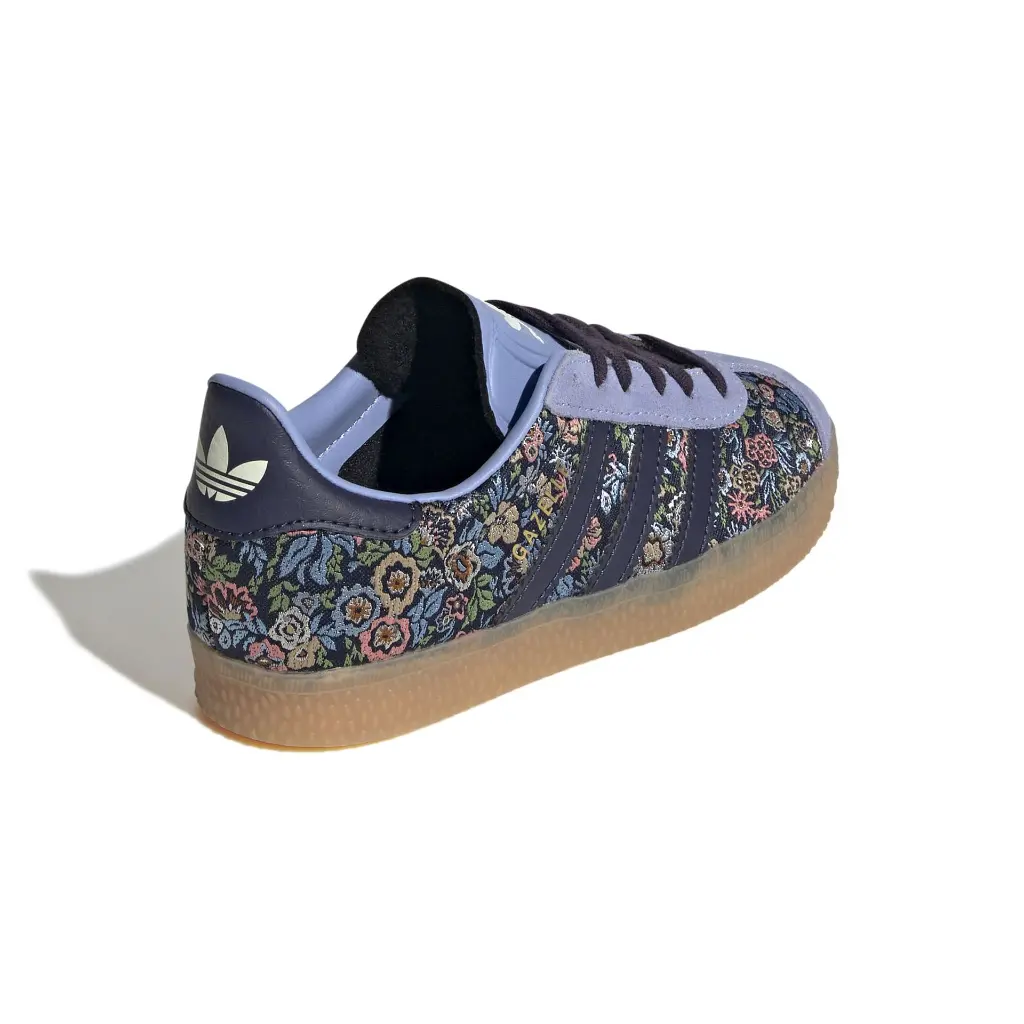 JH5209_7_FOOTWEAR_Photography_Back Lateral Top View_white.webp