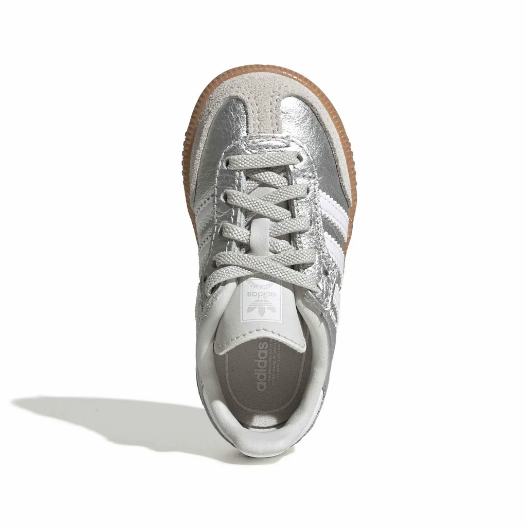 KK2346_3_FOOTWEAR_Photography_Top Portrait View_white.webp