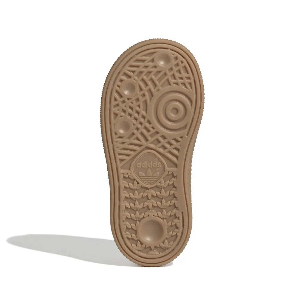 KH9477_4_FOOTWEAR_Photography_Bottom View_white.webp