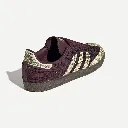 KJ7488_7_FOOTWEAR_Photography_Back Lateral Top View_white.webp