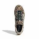 KI6678_3_FOOTWEAR_Photography_Top Portrait View_white.webp