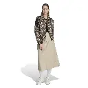 KD2815_4_APPAREL_On Model_Walking View_white.webp